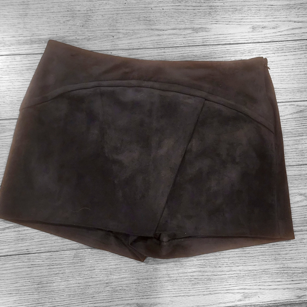 BCBGMaxAzria Black Skort